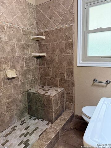 343 W Palfrey, San Antonio, TX 78223