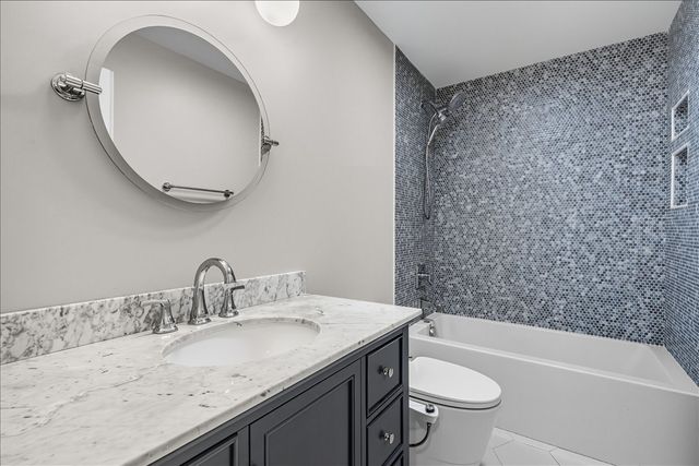 1685 Cornell Court, Lake Forest, IL 60045