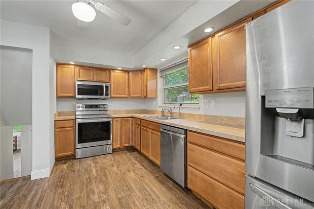 617 Stoneybrook Drive, Dayton, OH 45429