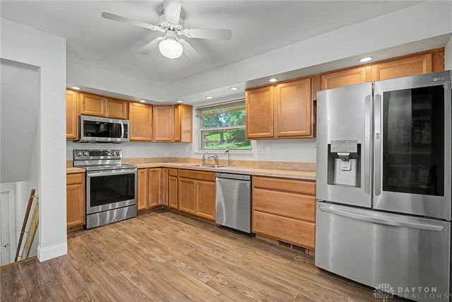617 Stoneybrook Drive, Dayton, OH 45429