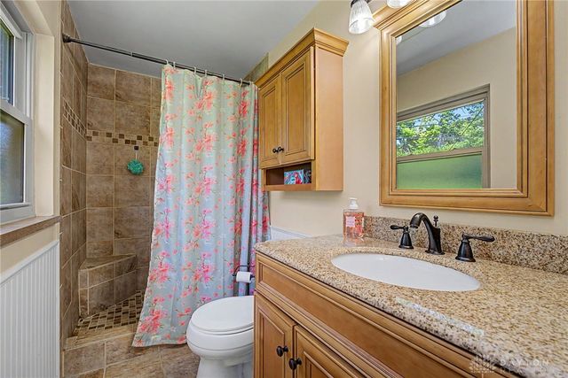 617 Stoneybrook Drive, Dayton, OH 45429