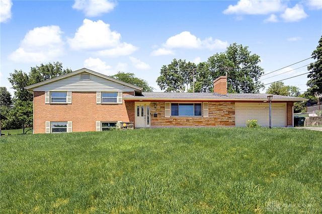 617 Stoneybrook Drive, Dayton, OH 45429