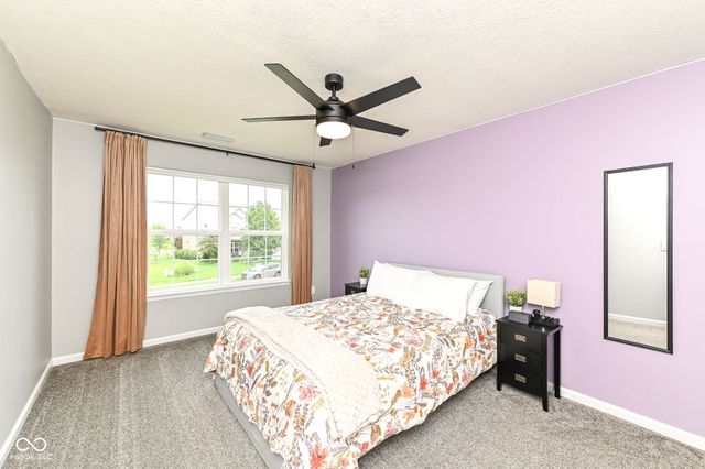 4693 W Chert Drive, New Palestine, IN 46163