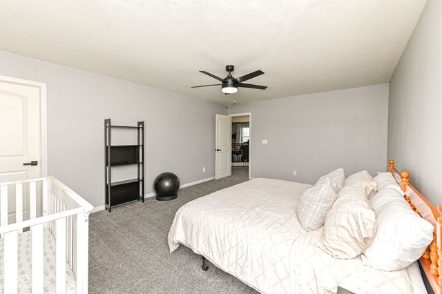 4693 W Chert Drive, New Palestine, IN 46163