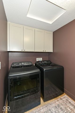 4693 W Chert Drive, New Palestine, IN 46163