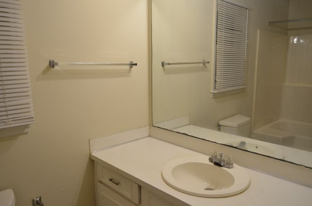 2513 Lacey Oak Court, Columbus, GA 31907