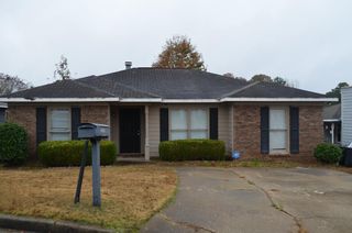 2513 Lacey Oak Court, Columbus, GA 31907