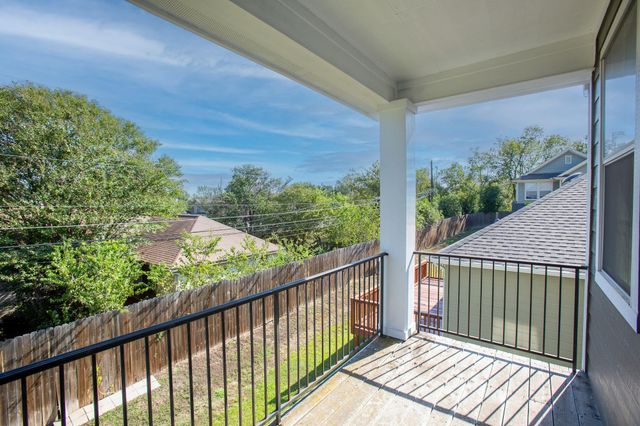 6715 Windrift Way WAY 27, Austin, TX 78745