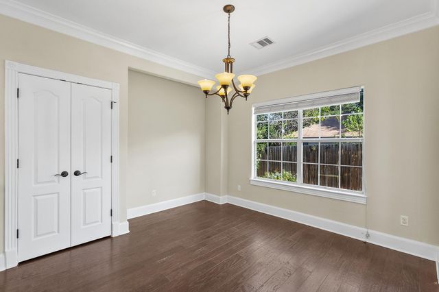 6715 Windrift Way WAY 27, Austin, TX 78745