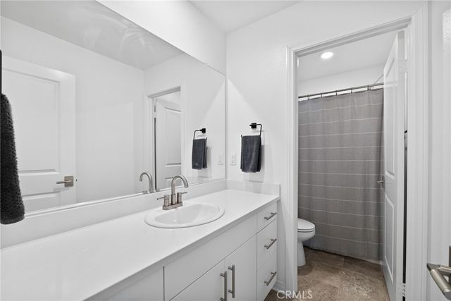 16667 Snowdrop 2, Fontana, CA 92336