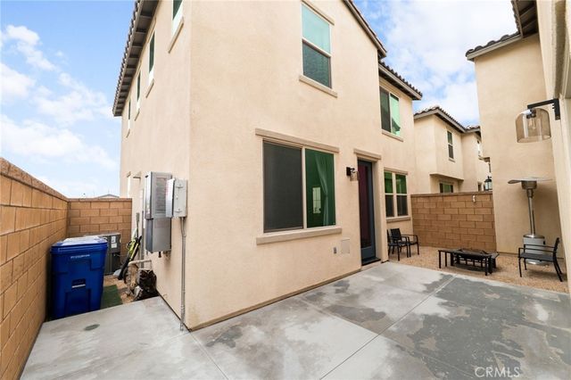 16667 Snowdrop 2, Fontana, CA 92336