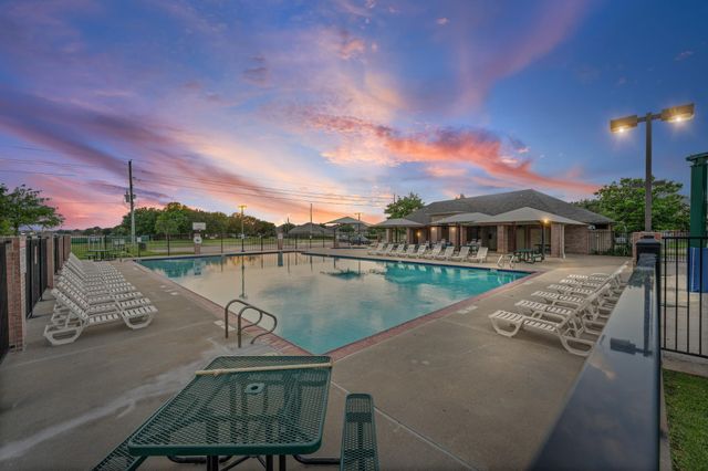 18426 Cypress Lake Village Drive, Cypress, TX 77429