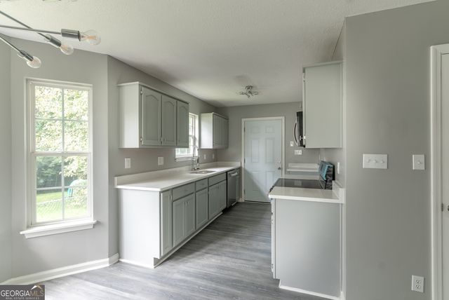 2125 Cedar Avenue, Macon, GA 31204