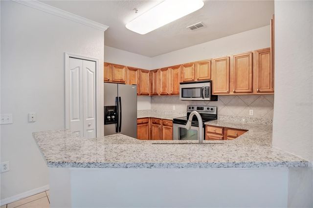 6119 METROWEST BOULEVARD 103, Orlando, FL 32835