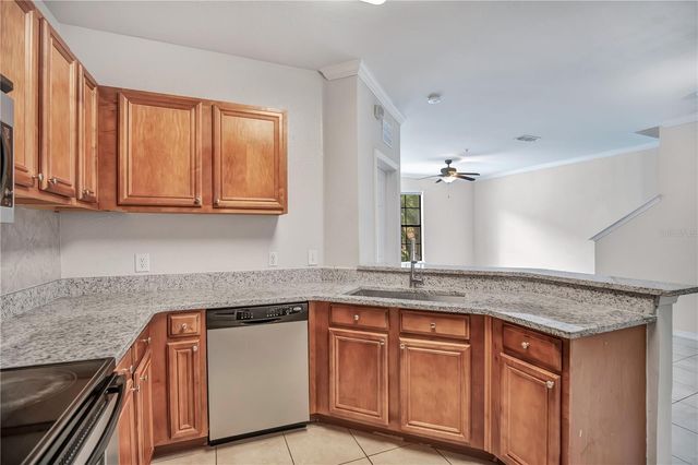 6119 METROWEST BOULEVARD 103, Orlando, FL 32835