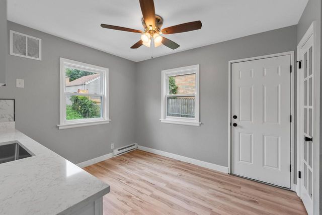 3824 N 54th BOULEVARD, Milwaukee, WI 53216