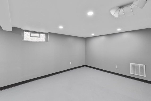 3824 N 54th BOULEVARD, Milwaukee, WI 53216