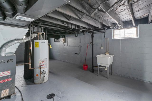 3824 N 54th BOULEVARD, Milwaukee, WI 53216