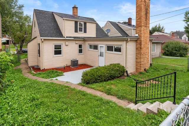 3824 N 54th BOULEVARD, Milwaukee, WI 53216