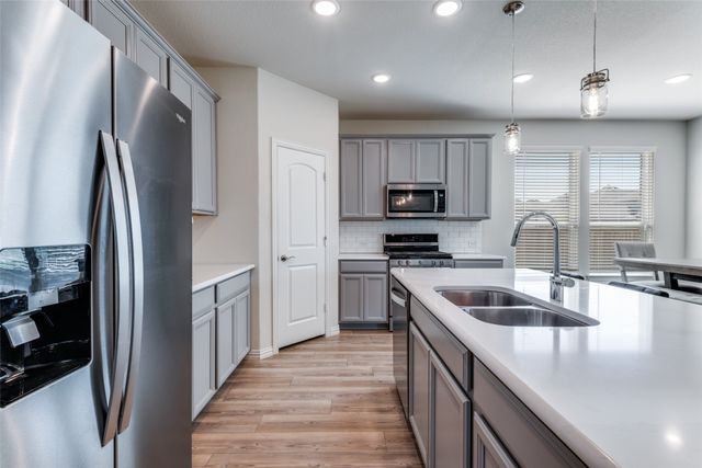 8715 Royal Star Road, Rowlett, TX 75089