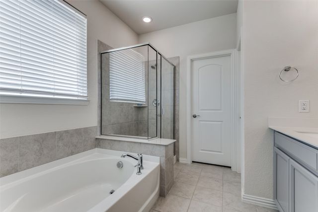 8715 Royal Star Road, Rowlett, TX 75089