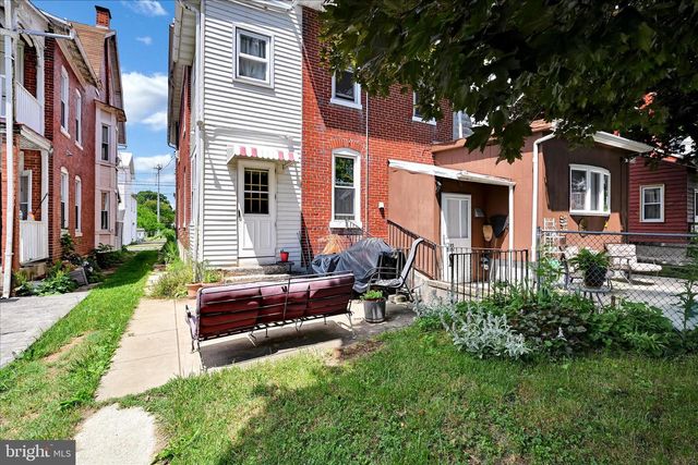 107 WOODROW AVE, Sinking Spring, PA 19608