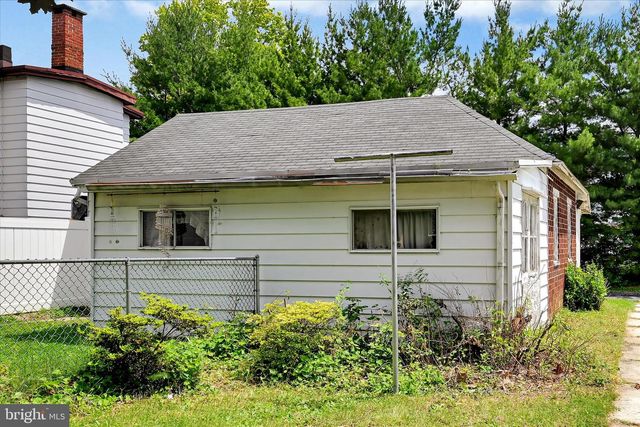 107 WOODROW AVE, Sinking Spring, PA 19608