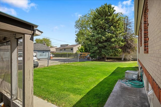 1045 Central Avenue, Billings, MT 59102