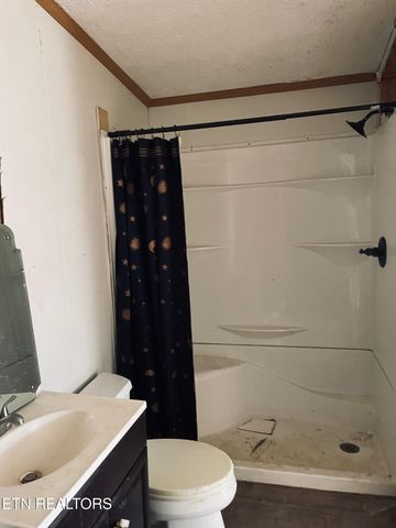 2370 Chestnut Hill Rd, Dandridge, TN 37725