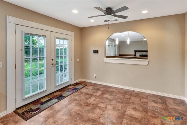 608 Chimney Rock Drive, Victoria, TX 77904