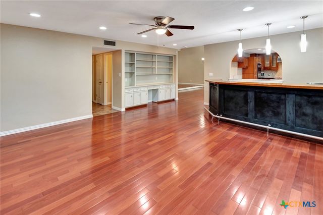 608 Chimney Rock Drive, Victoria, TX 77904