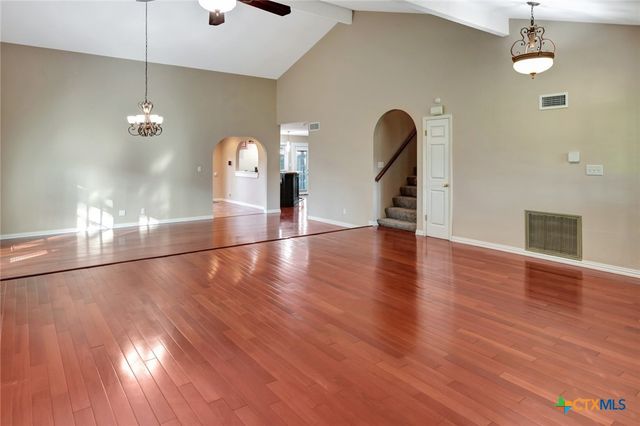 608 Chimney Rock Drive, Victoria, TX 77904