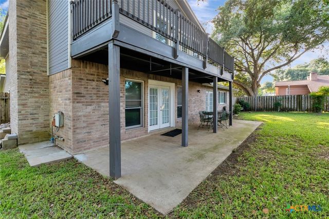 608 Chimney Rock Drive, Victoria, TX 77904