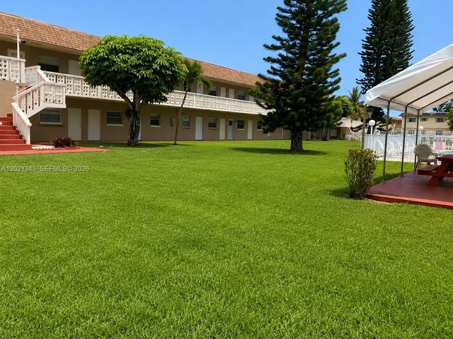 2832 Fillmore St 22, Hollywood, FL 33020