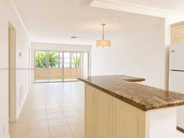 2832 Fillmore St 22, Hollywood, FL 33020
