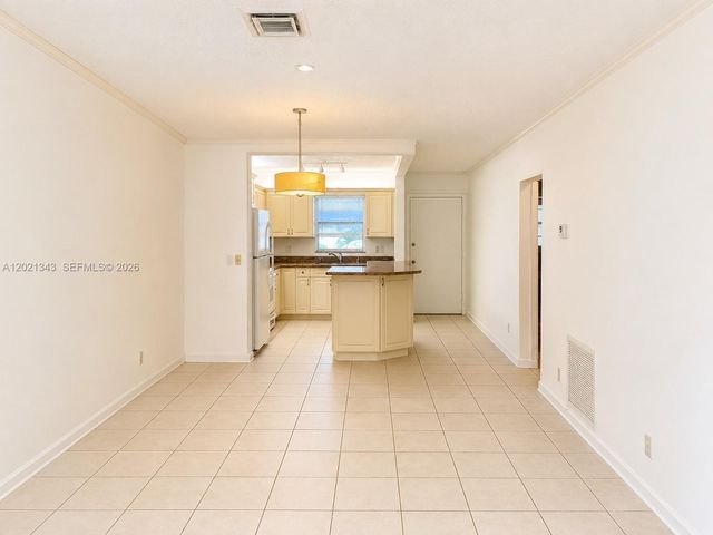 2832 Fillmore St 22, Hollywood, FL 33020
