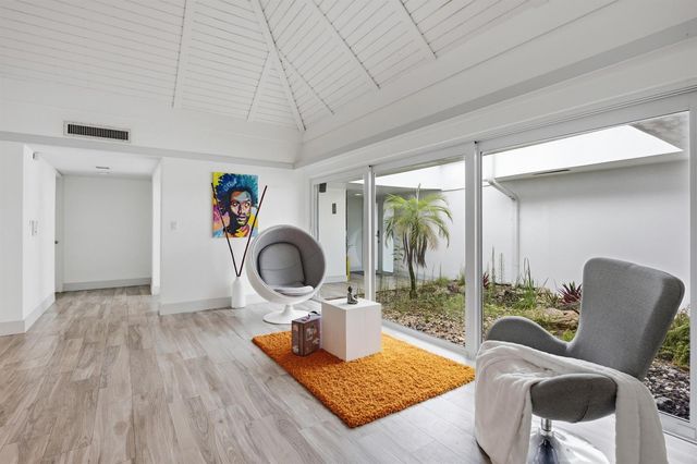 4400 Queen Palm Lane, Tamarac, FL 33319