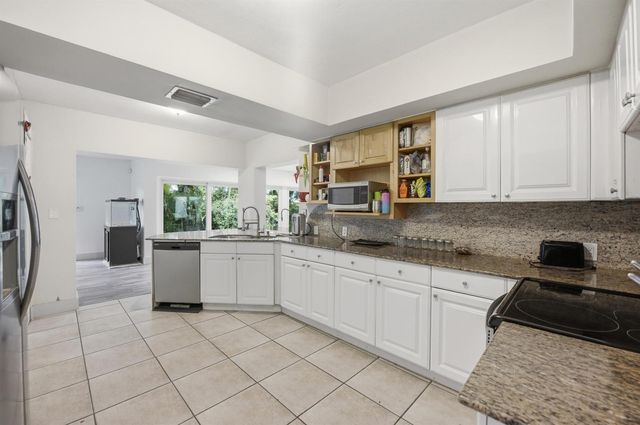 4400 Queen Palm Lane, Tamarac, FL 33319