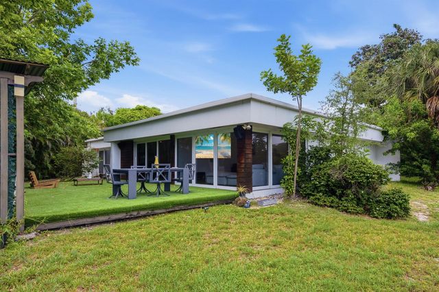 4400 Queen Palm Lane, Tamarac, FL 33319