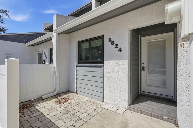 5824 IDLE FOREST PLACE, Tampa, FL 33614