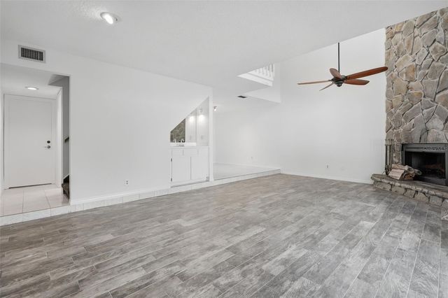 5824 IDLE FOREST PLACE, Tampa, FL 33614