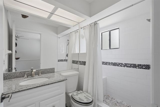 5824 IDLE FOREST PLACE, Tampa, FL 33614
