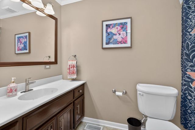 30 Warren Avenue, New Lenox, IL 60451