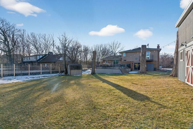 30 Warren Avenue, New Lenox, IL 60451