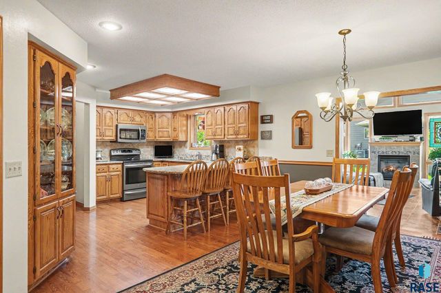 3301 E Marson Dr Drive, Sioux Falls, SD 57103