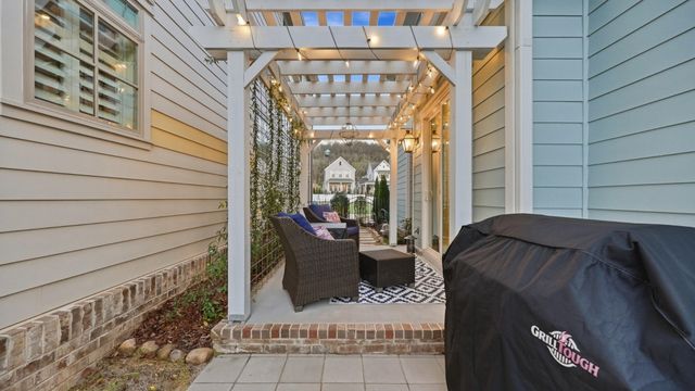 6814 Betsy Lane, Hixson, TN 37343