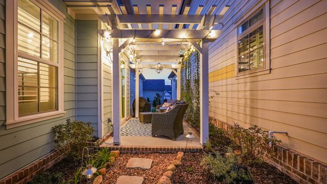 6814 Betsy Lane, Hixson, TN 37343