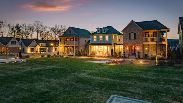 6814 Betsy Lane, Hixson, TN 37343