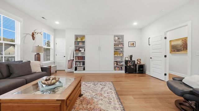 6814 Betsy Lane, Hixson, TN 37343