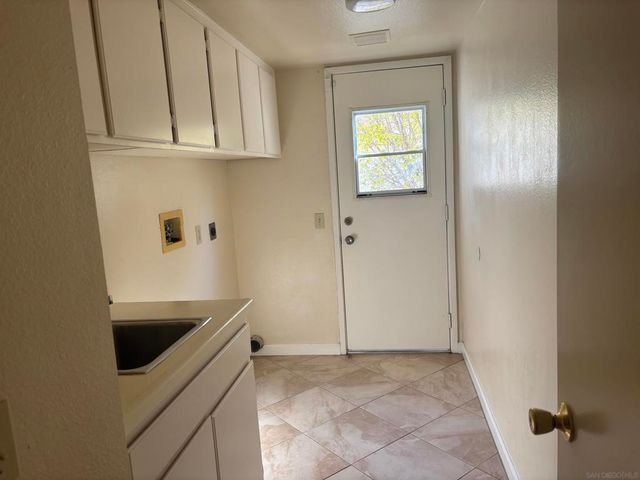 12446 Salmon River Rd, San Diego, CA 92129
